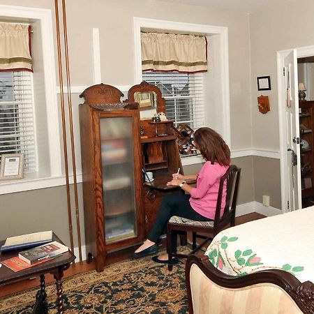Hertzog Homestead Bed & Breakfast Ephrata Esterno foto
