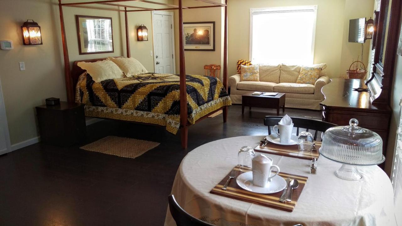Hertzog Homestead Bed & Breakfast Ephrata Esterno foto